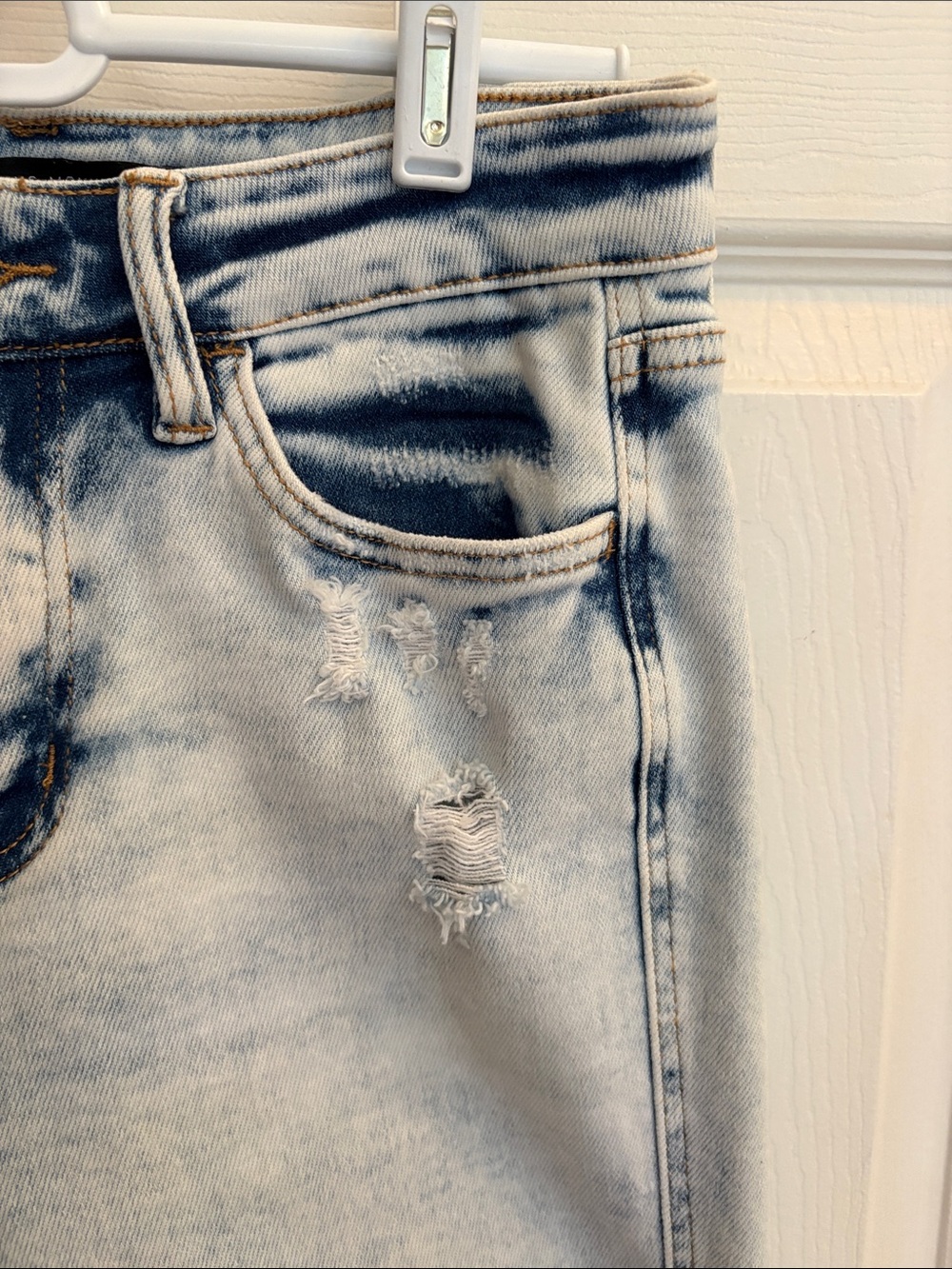 Flying Monkey Light Wash distressed high rise ankle Skinny Jeans size 26 - Picture 7 of 16